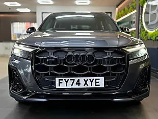 Used 2024 Audi SQ7 Black Edition Grey - Interior and Exterior details 4