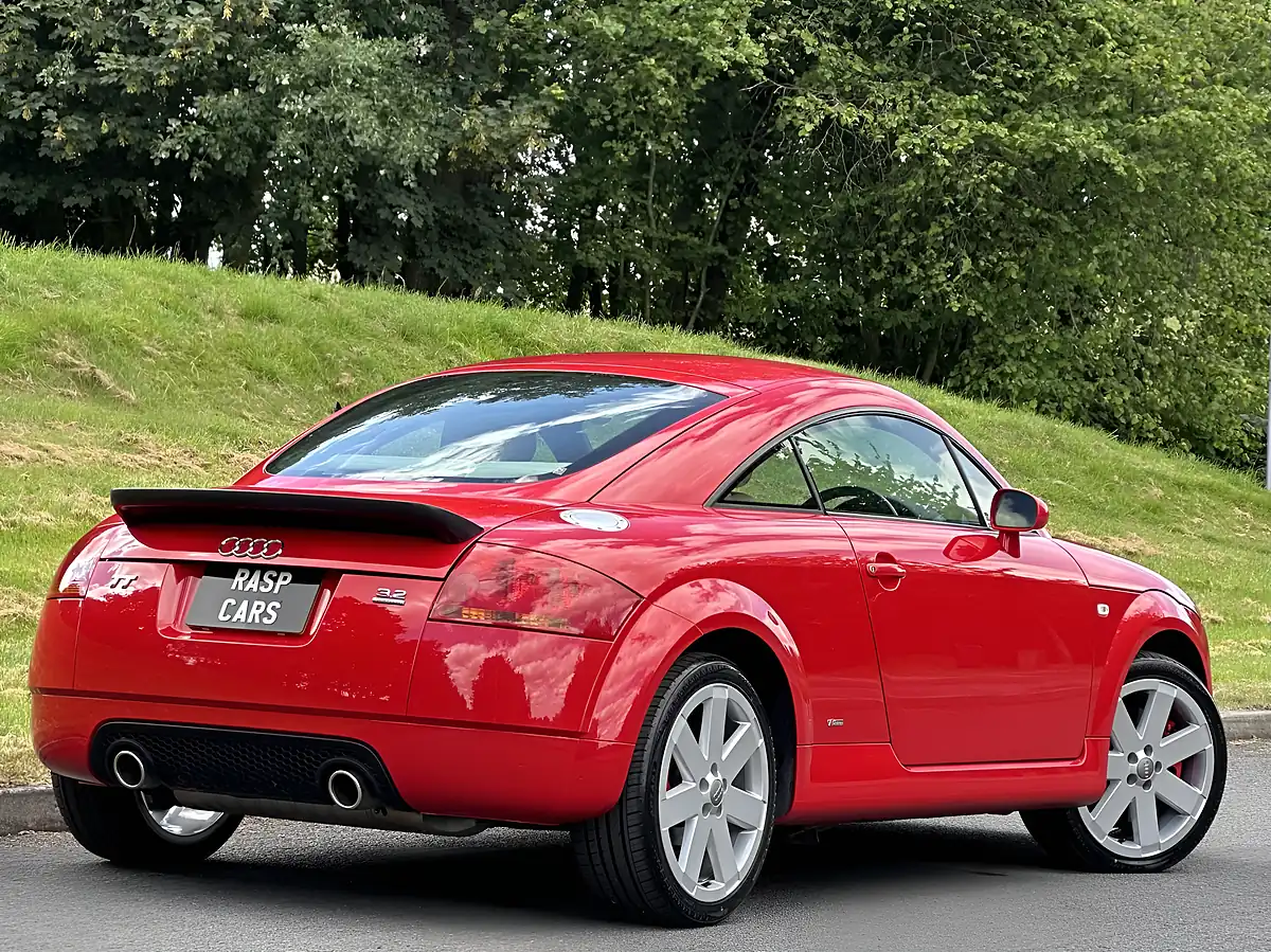 Used 2024 Audi Tt Coupe Red - Interior and Exterior details 9