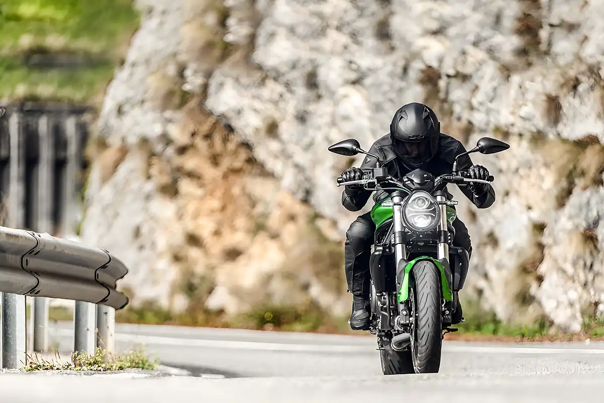 Used 2024 Benelli 752 S Green - Interior and Exterior details 3