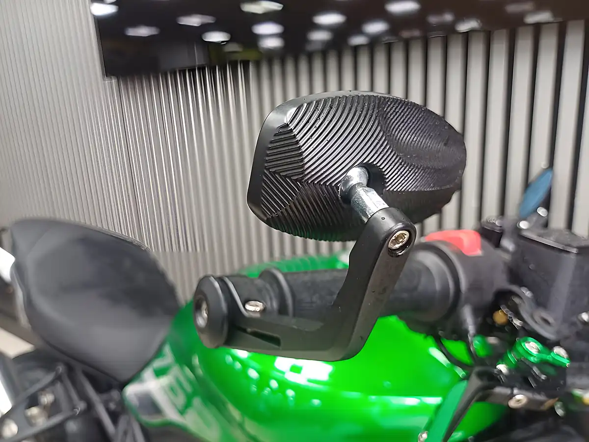 Used 2024 Benelli 752S Green - Interior and Exterior details 11