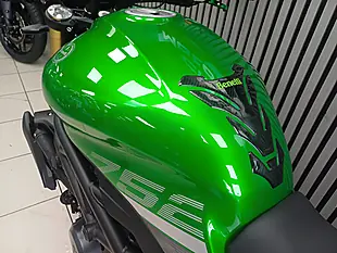 Used 2024 Benelli 752S Green - Interior and Exterior details 8