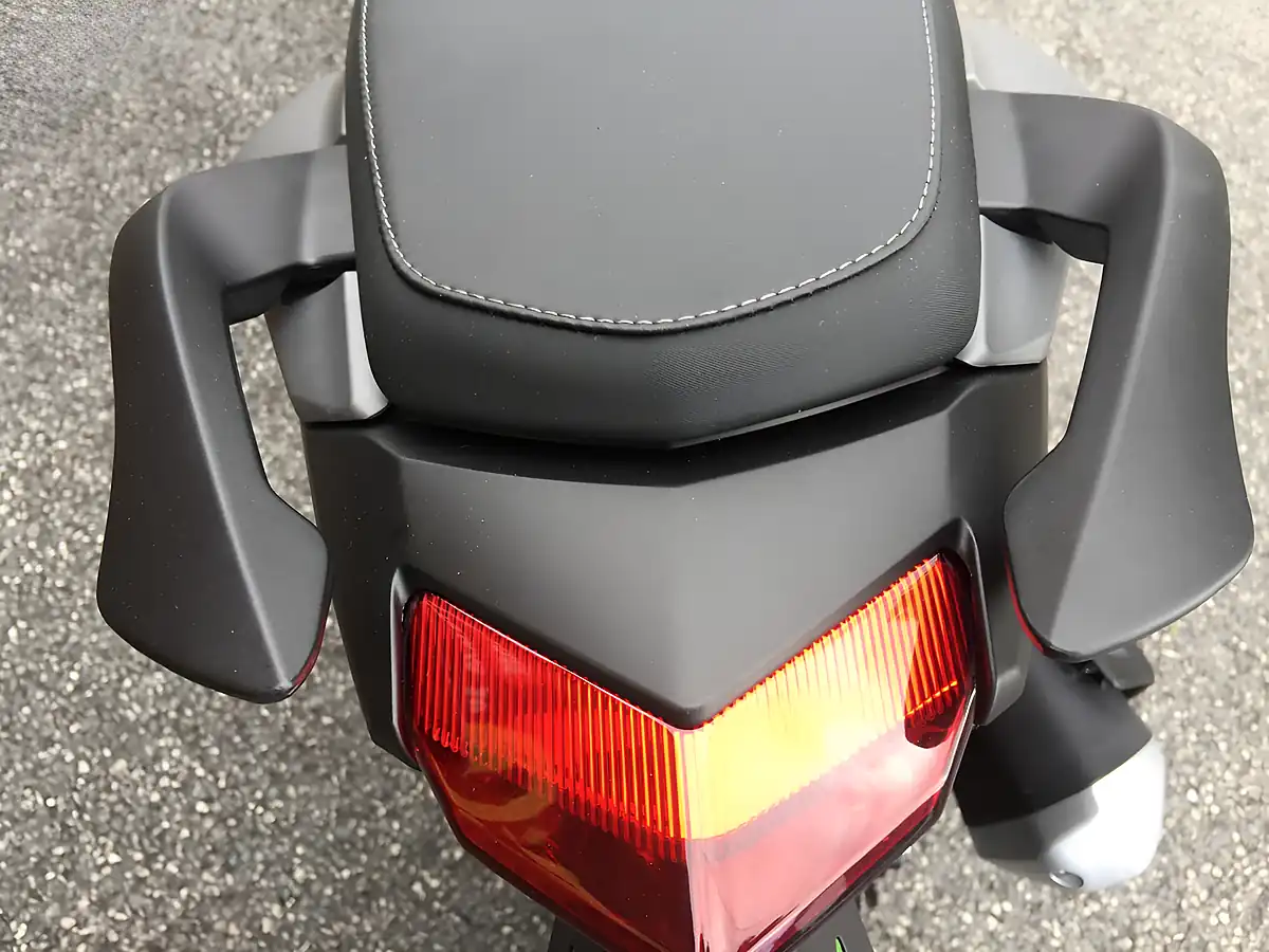 Used 2024 Benelli Bn 125 - Interior and Exterior details 13
