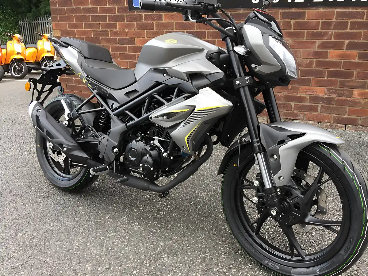 Used 2024 Benelli Bn 125 - Interior and Exterior details 8