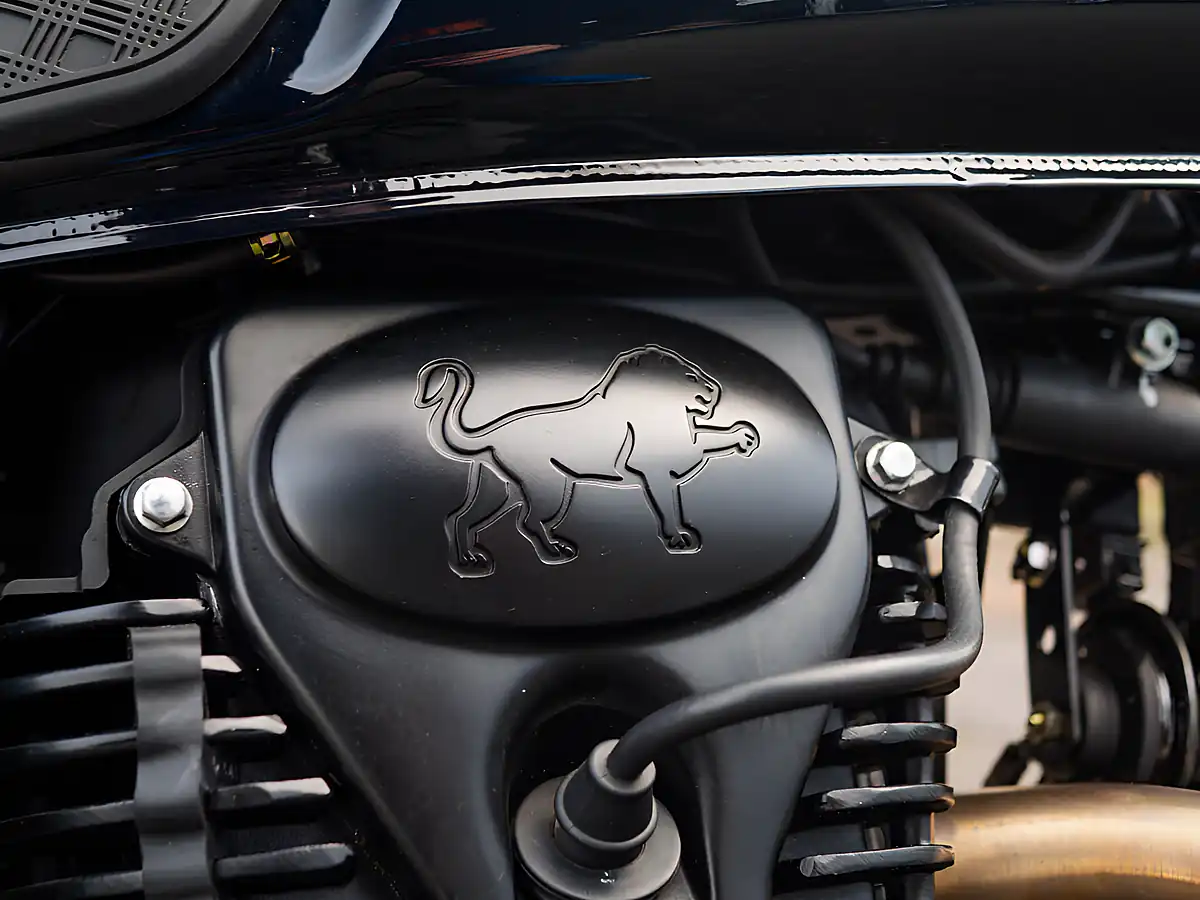 Used 2024 Benelli Imperiale 400 Classic Black - Interior and Exterior details 13