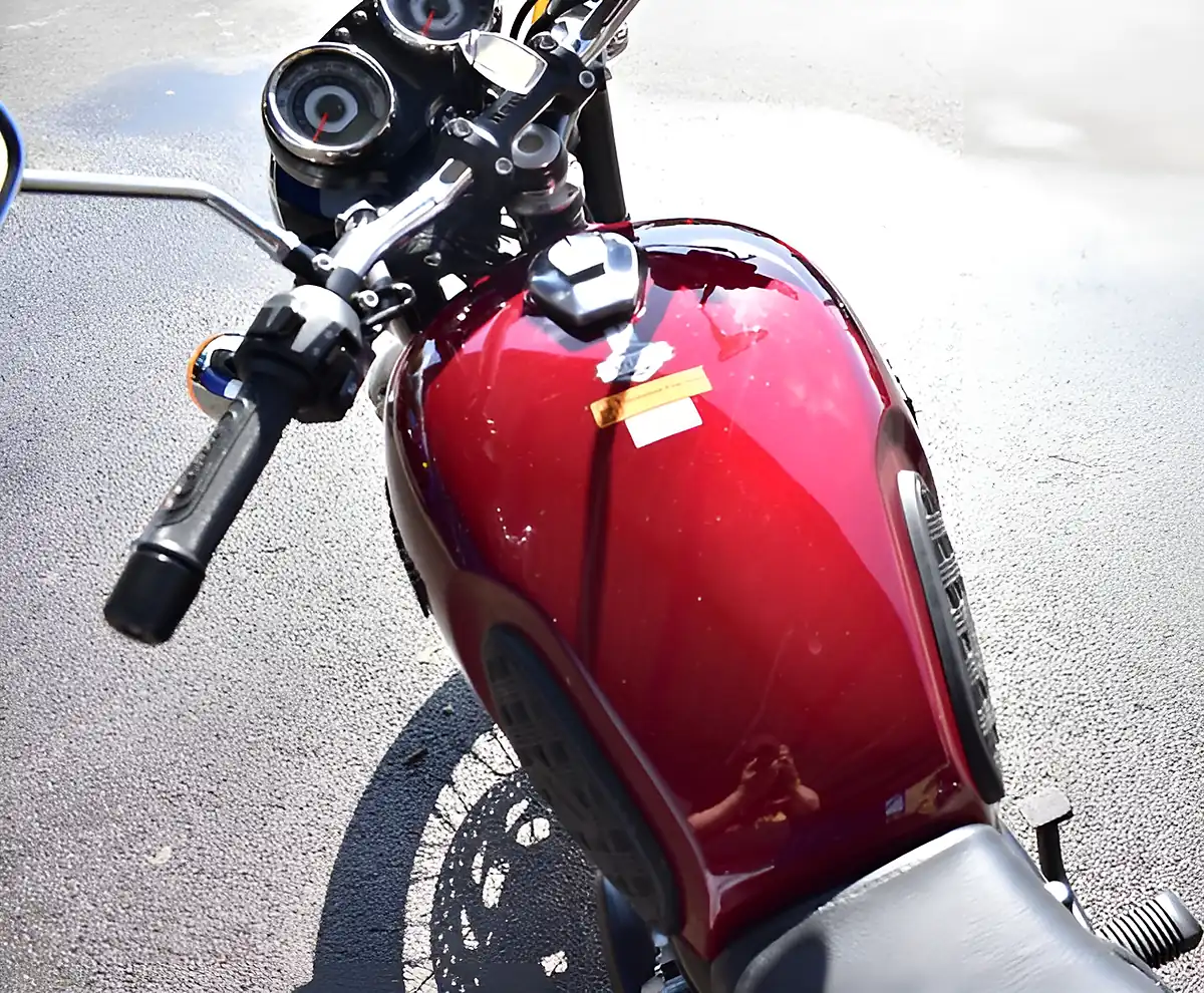 Used 2024 Benelli Imperiale 400 Roadster/Retro Red - Interior and Exterior details 14