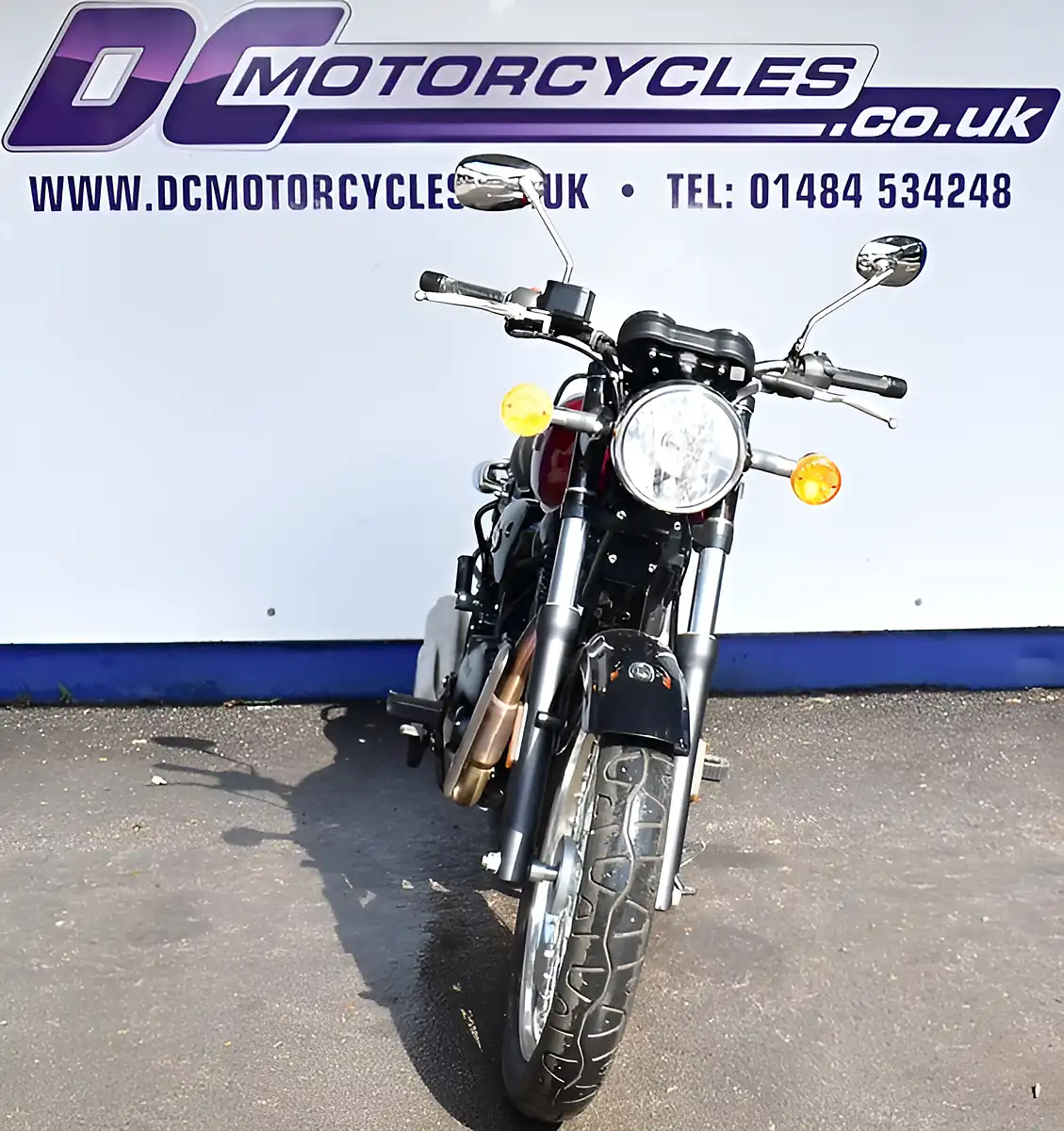Used 2024 Benelli Imperiale 400 Roadster/Retro Red - Interior and Exterior details 3