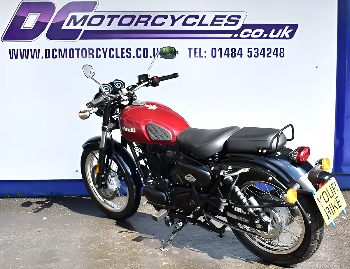 Used 2024 Benelli Imperiale 400 Roadster/Retro Red - Interior and Exterior details 5