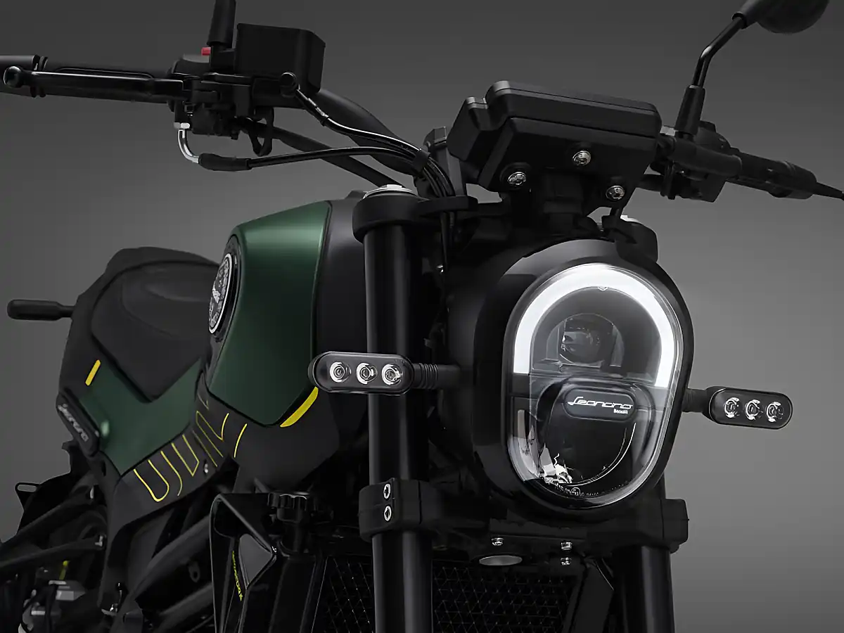 Used 2024 Benelli Leoncino 125 Pre Reg 74 Plate - Interior and Exterior details 5