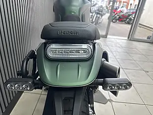 Used 2024 Benelli Leoncino 800 Trail Green - Interior and Exterior details 12