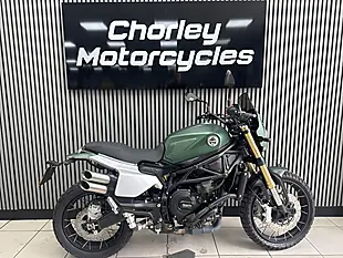 Used 2024 Benelli Leoncino 800 Trail Green - Interior and Exterior details 14
