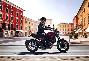 Used 2024 Benelli Leoncino Black Black - Interior and Exterior details 2