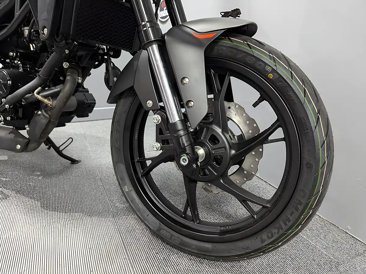 Used 2024 Benelli Leoncino - Interior and Exterior details 4