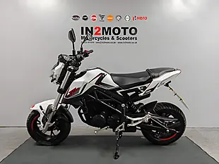 Used 2024 Benelli Tnt 125 White - Interior and Exterior details 12