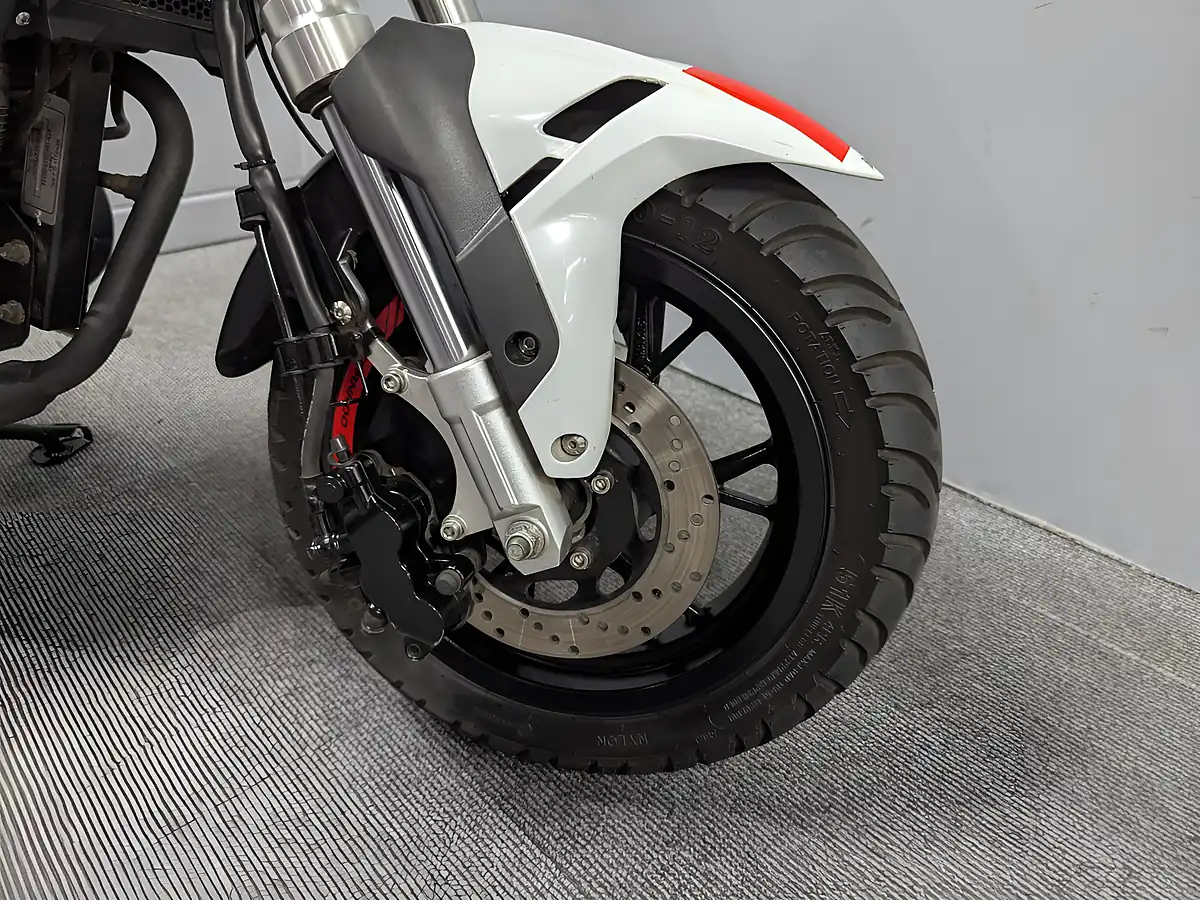 Used 2024 Benelli Tnt 125 White - Interior and Exterior details 3