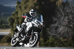 Used 2024 Benelli Trk 502 Grey - Interior and Exterior details 8
