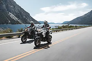 Used 2024 Benelli Trk 502 Grey - Interior and Exterior details 9