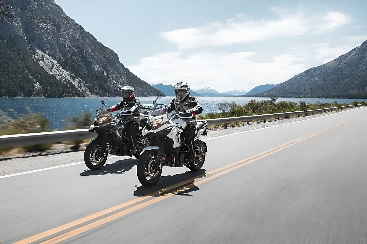 Used 2024 Benelli Trk 502 Grey - Interior and Exterior details 9