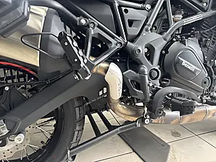 Used 2024 Benelli Trk 702 X Brown - Interior and Exterior details 3