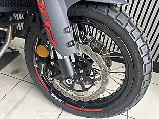 Used 2024 Benelli Trk 702 X Brown - Interior and Exterior details 5