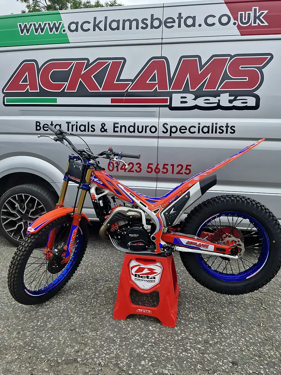 Used 2024 Beta Factory 300 Evo - Front View