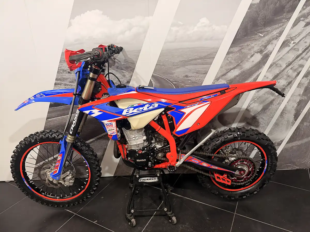 Used 2024 Beta Rr Racing Red - Interior and Exterior details 10
