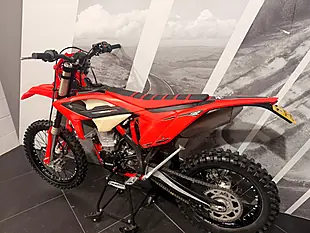 Used 2024 Beta Rr Red - Interior and Exterior details 10