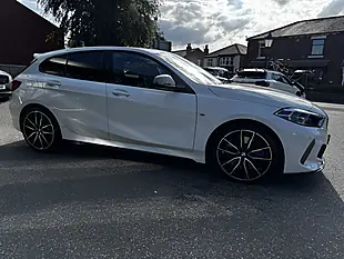 Used 2024 BMW 1 Series 5dr White - Interior and Exterior details 10