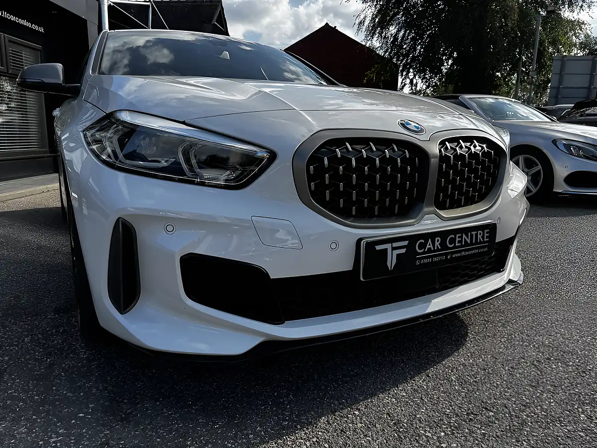 Used 2024 BMW 1 Series 5dr White - Interior and Exterior details 11