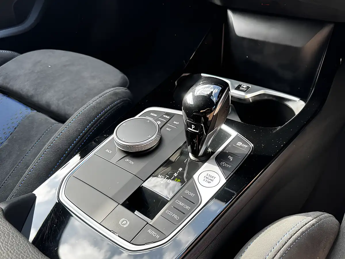 Used 2024 BMW 1 Series 5dr White - Interior and Exterior details 15