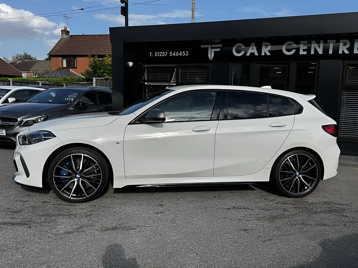 Used 2024 BMW 1 Series 5dr White - Interior and Exterior details 4
