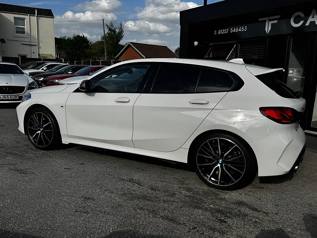 Used 2024 BMW 1 Series 5dr White - Interior and Exterior details 7