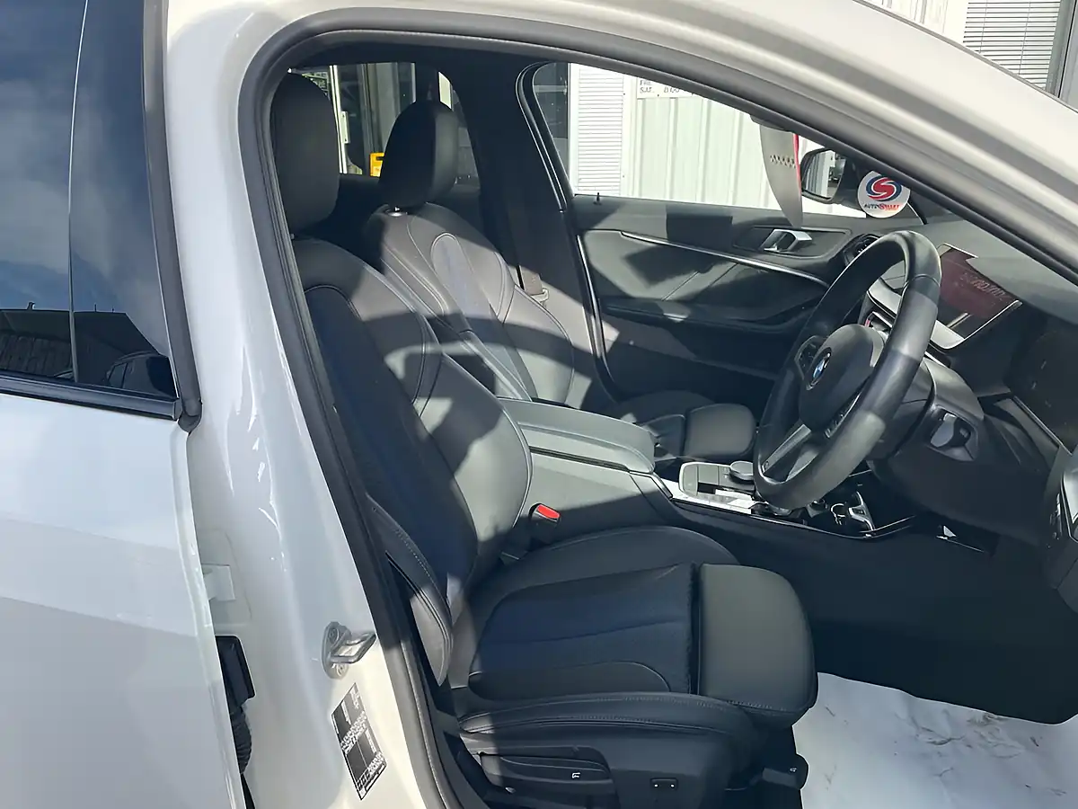 Used 2024 BMW 1 Series M Sport Alpine White - Interior and Exterior details 14