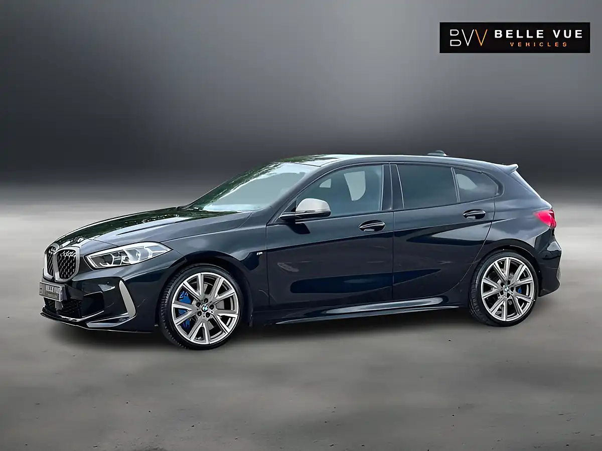 Used 2024 BMW 1 Series M135i Black Sapphire - Interior and Exterior details 17