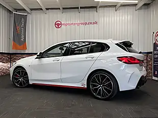 Used 2024 BMW 1 Series Pro Pack (lcp) White - Interior and Exterior details 14