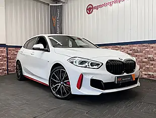 Used 2024 BMW 1 Series Pro Pack (lcp) White - Interior and Exterior details 3