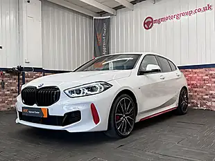 Used 2024 BMW 1 Series Pro Pack (lcp) White - Interior and Exterior details 9