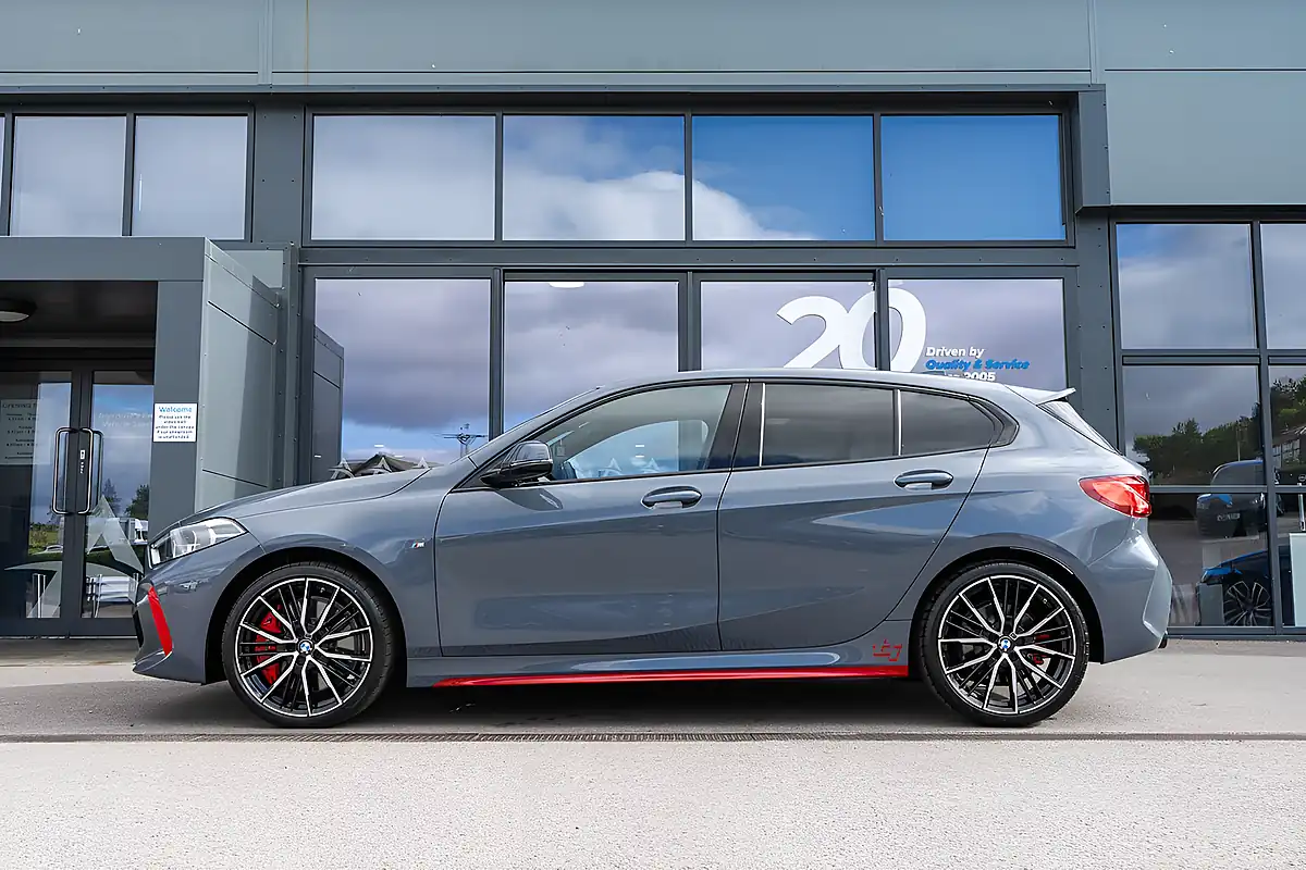 Used 2024 BMW 1 Series Pro Pack Storm Bay - Interior and Exterior details 3