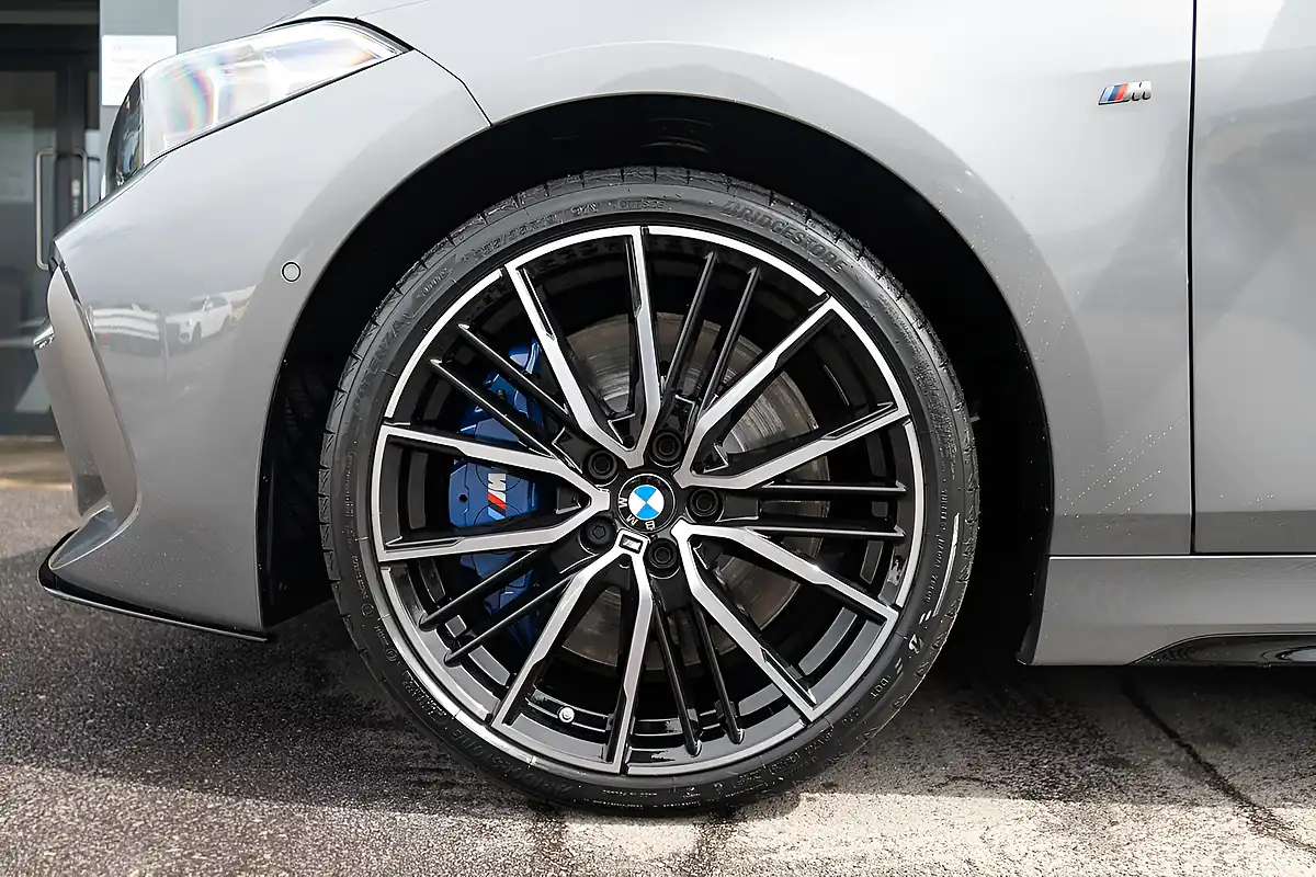 Used 2024 BMW 1 Series Pro Pack, Technology Pack, Leather Skyscraper Grey Metallic - Interior and Exterior details 18