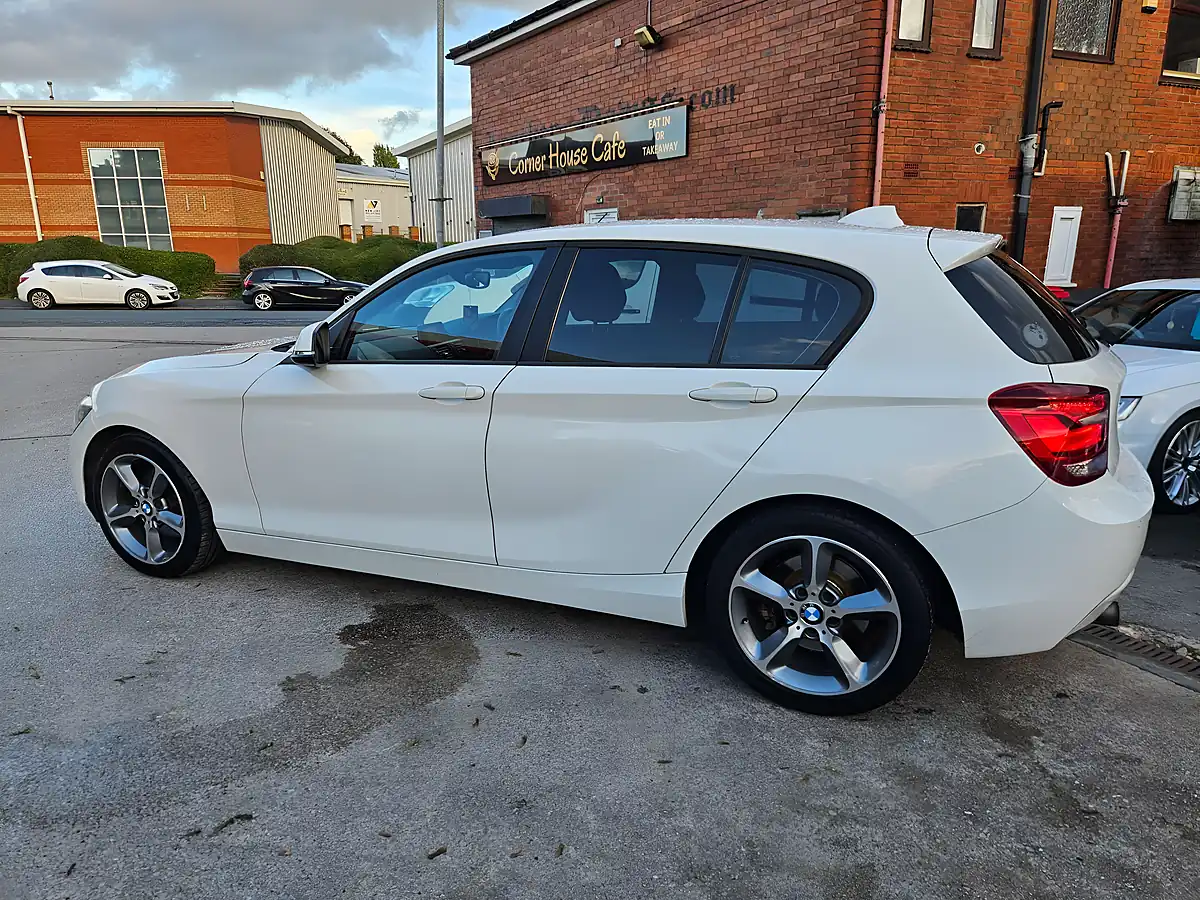 Used 2024 BMW 116 I White - Interior and Exterior details 14