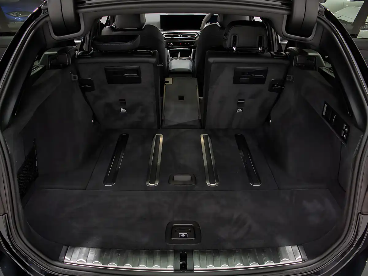 Used 2024 BMW 3 Series M Sport Black - Interior and Exterior details 19