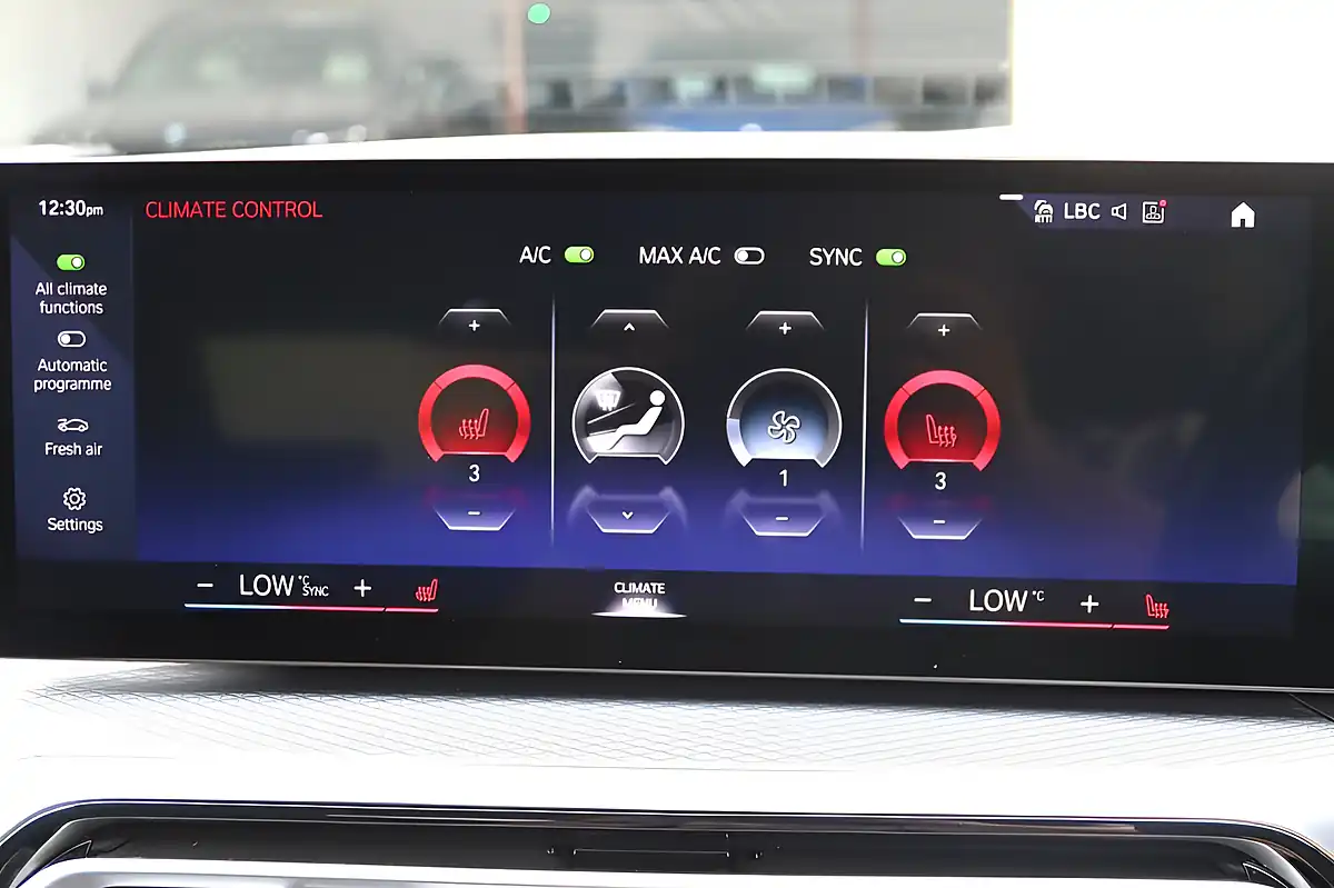 Used 2024 BMW 3 Series M Sport Tanzanite Blue 2 - Interior and Exterior details 10