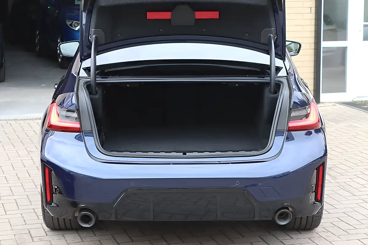 Used 2024 BMW 3 Series M Sport Tanzanite Blue 2 - Interior and Exterior details 19