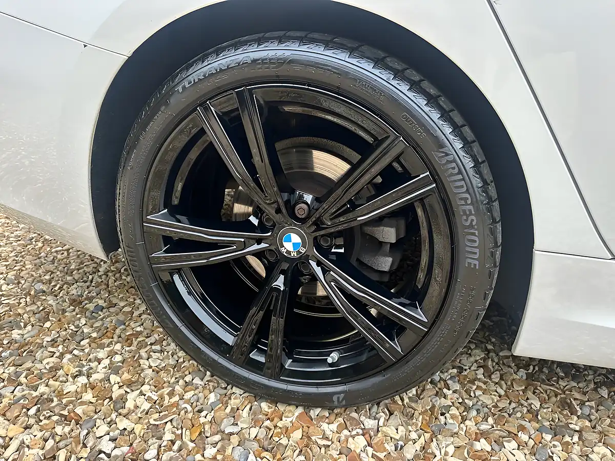 Used 2024 BMW 3 Series M Sport Touring Alpine White - Interior and Exterior details 15