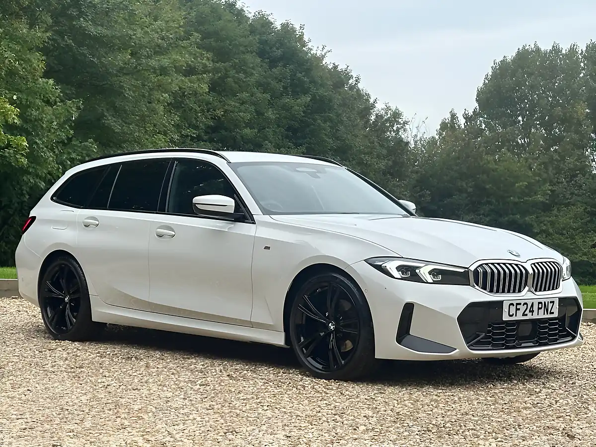 Used 2024 BMW 3 Series M Sport Touring Alpine White - Interior and Exterior details 6