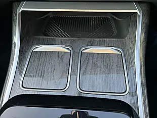 Used 2024 BMW 7 Series Excellence Black - Interior and Exterior details 17