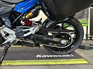 Used 2024 BMW F 900 Xr Blue - Interior and Exterior details 17