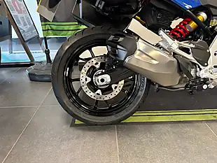 Used 2024 BMW F 900 Xr Blue - Interior and Exterior details 4