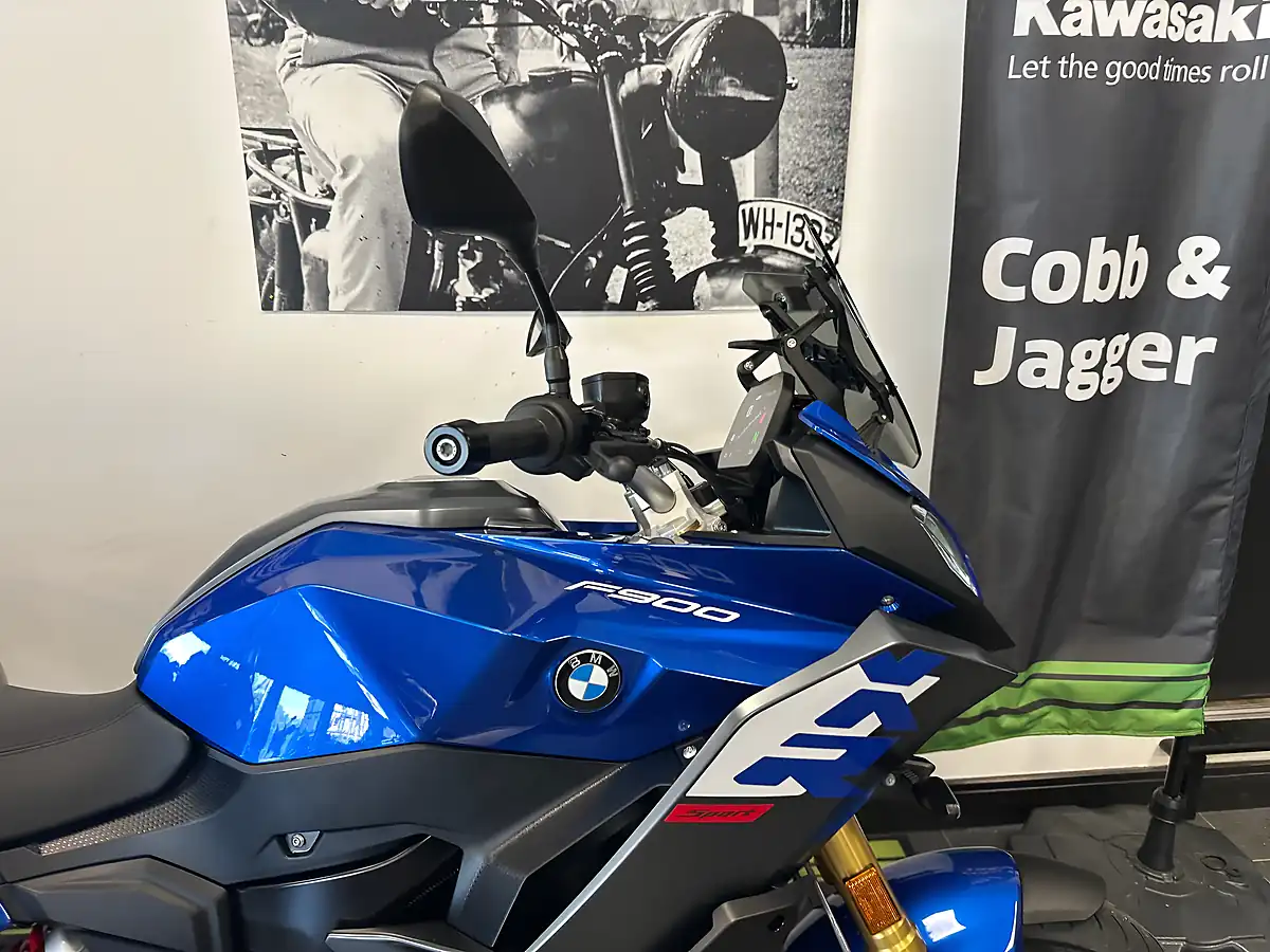 Used 2024 BMW F 900 Xr Blue - Interior and Exterior details 6
