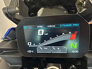 Used 2024 BMW F 900 Xr Blue - Interior and Exterior details 9