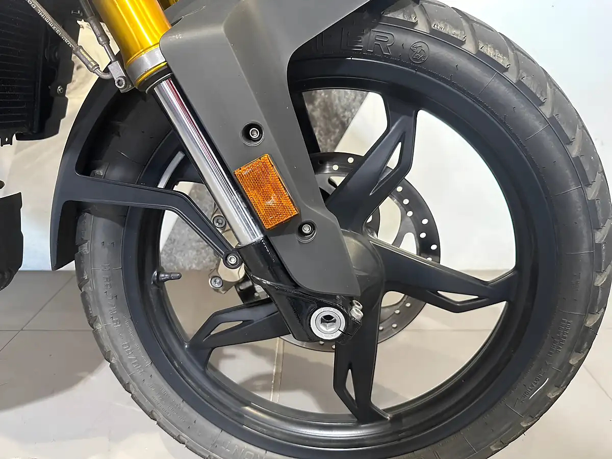 Used 2024 BMW G 310 Gs Red - Interior and Exterior details 10